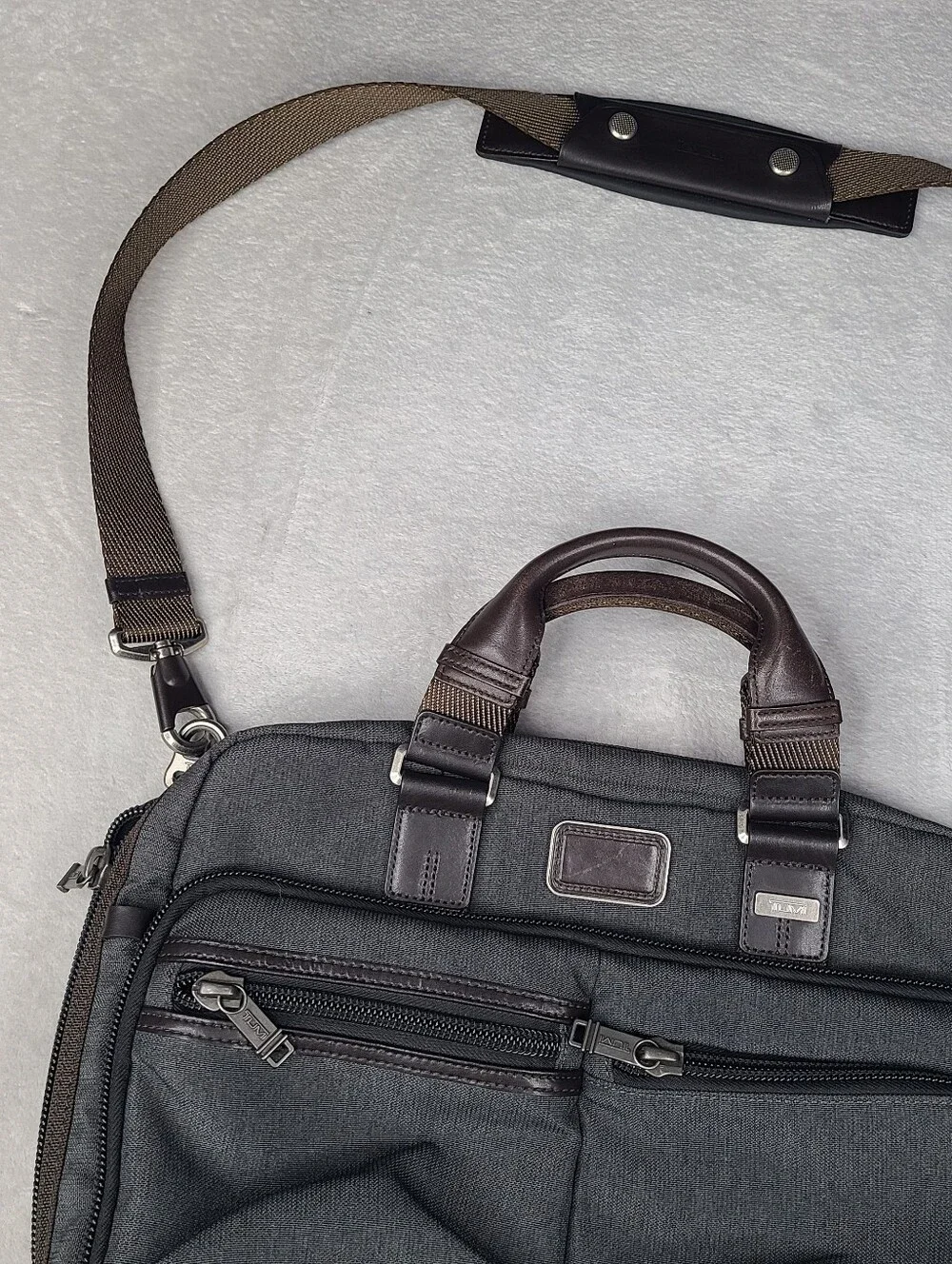 TUMI Alpha Bravo Men's Andersen Slim Commuter Brief Bag Grey